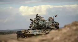 Η στρατιωτική επέμβαση της Τουρκίας στο συριακό έδαφος που γίνεται με καθυστέρηση ενός έτους και μετά την επαναπροσέγγιση με την Ρωσία και τ...
