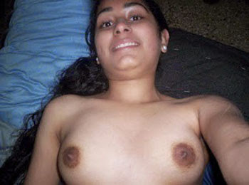 indian college girl  nude pussy Brown  nipple photo
