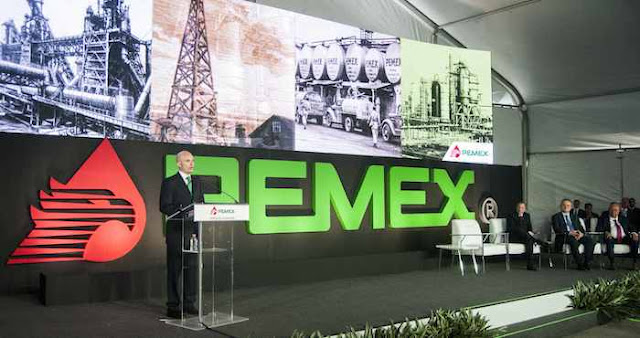 Reforma revela que Pemex, en quiebra, da millones para juegos al sindicato de Romero Deschamps