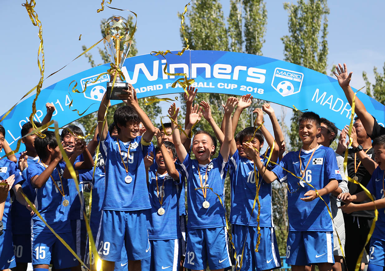 18 Jfaエリートプログラムu 13 活動まとめ パリsg撃破 Madrid Football Cup 優勝 日本代表 ジュニアサッカーニュースdb