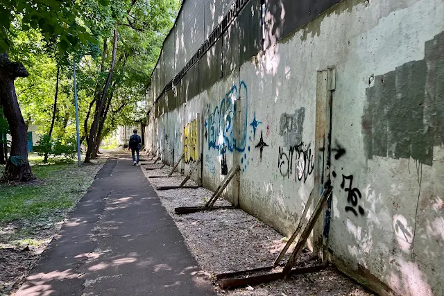 Тюменская улица, Открытое шоссе, дворы, Московский завод специализированных автомобилей