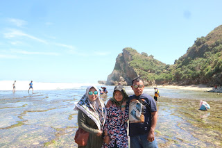 Pantai Gunungkidul & Hutan Pinus Pengger