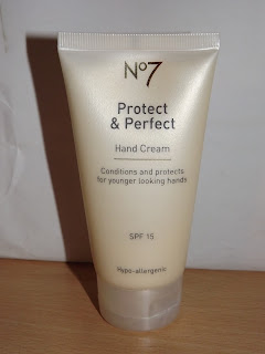 No7 Cream