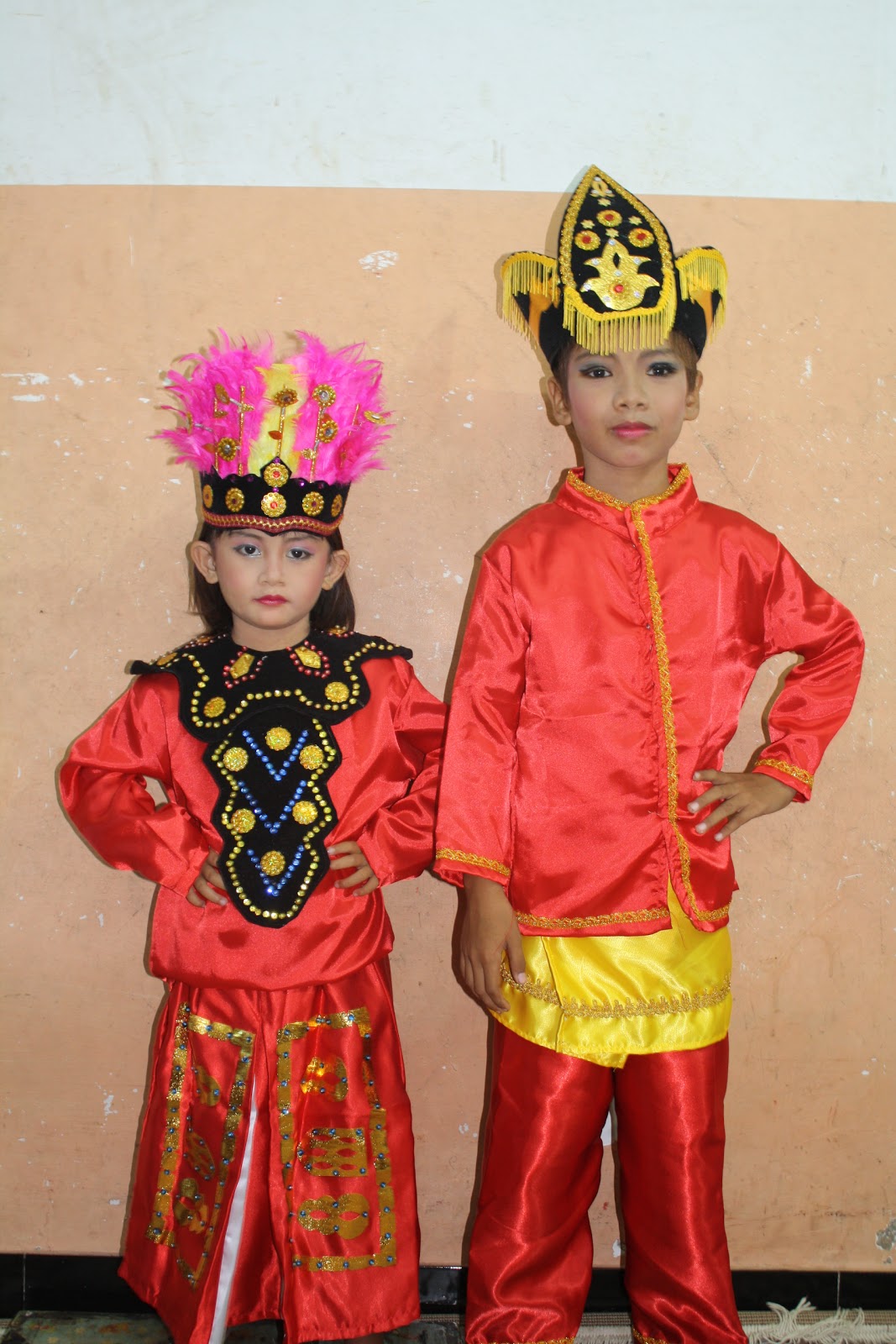 Baju Adat & Karnaval