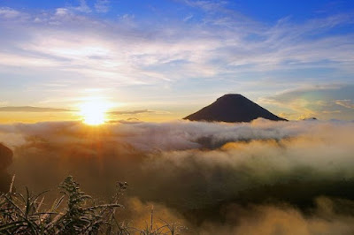 Wisata Gunung Dieng