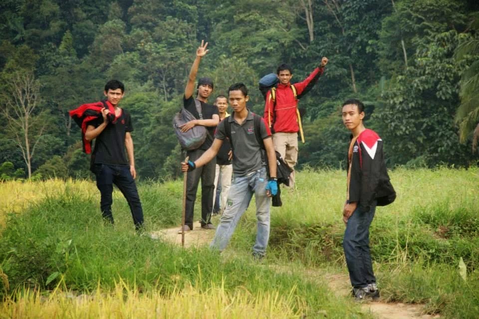 Berkisah berpetualang: Gunung sanggabuana loji karawang