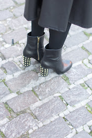 michael kors linden boots, studded heels, fashion and cookies, fashion blogger nail polish, fashion and cookies, fashion blogger