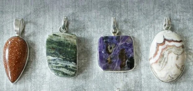 4 Lucky Gemstones for March Births