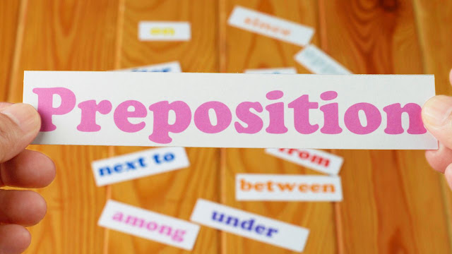 Preposition (Kata Depan): Pengertian, Jenis, dan Contoh