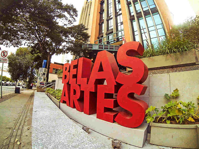 FachBelas Artes está oferecendo já em janeiro cursos para todas as faixas etárias.ada do edifício Belas Artes.