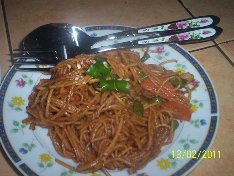 R'gee's kitchen: Laksa mee goreng