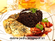 Losos s čiernou ryžou, zeleninou a šampiňónmi - recept
