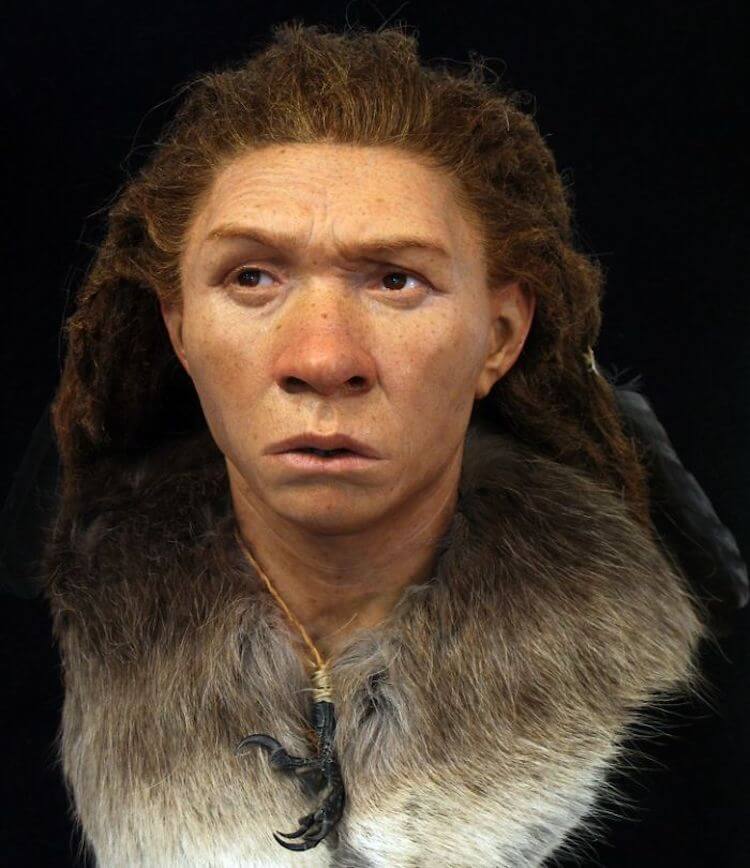 Mind-Blowing Sculptures Of Humans Who Lived Thousands Of Years Ago