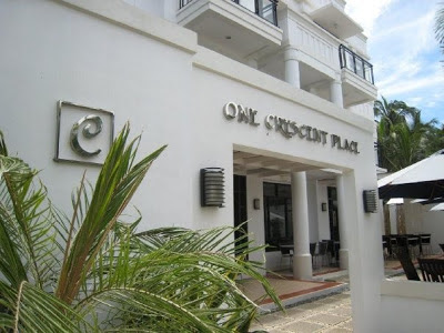 One Crescent Place hotel
