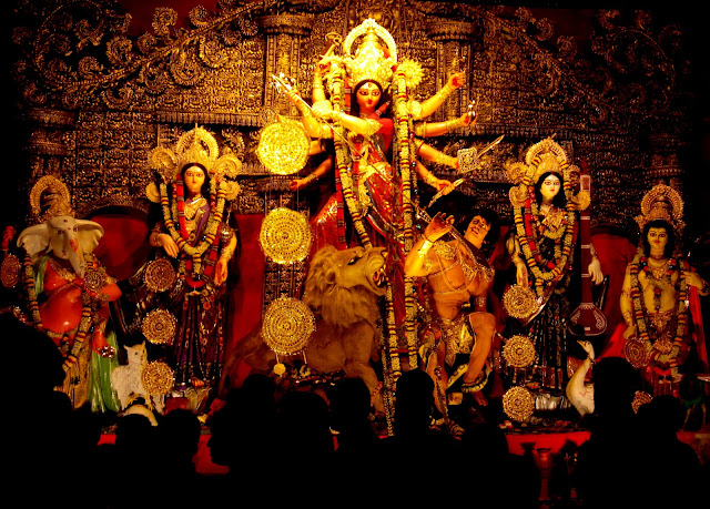 What Are the Best Temples to Visit in Kolkata During Navratri?