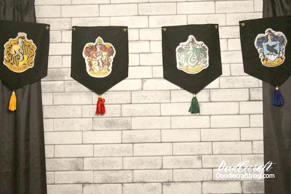 How to Make a Hogwarts House Banner DIY!