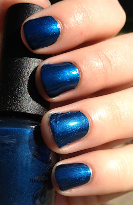 opi unfor-greta-bly blue