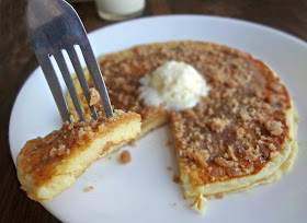 Cinnamon Streusel Pancakes