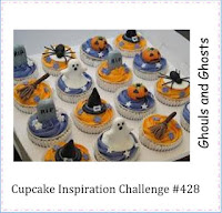 http://cupcakeinspirations.blogspot.ca/2017/10/cic428-kitty-bee-designs.html