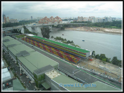 Singapore F1 Grand Prix paddock building start finish straight