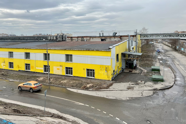 Открытое шоссе, 6-й проезд Подбельского, бывший торгово-развлекательный центр «Подсолнухи» (бывший Автокомбинат № 34)