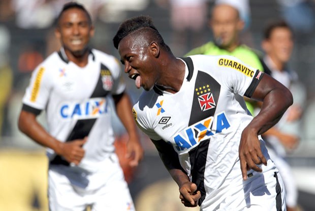 Vasco estreia com goleada sobre o Madureira em São Januário