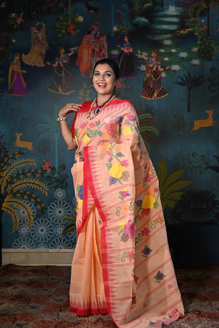 Peach cotton moirang phee with jamdani rose motifs on pallu