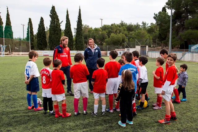 Επίσκεψη προπονητή της Arsenal FC στα Arsenal Soccer Schools 