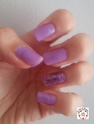 manicura malva