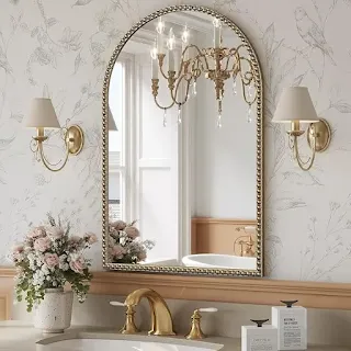 Upcycled or Vintage Décor Pieces – Timeless Style with Zero Waste