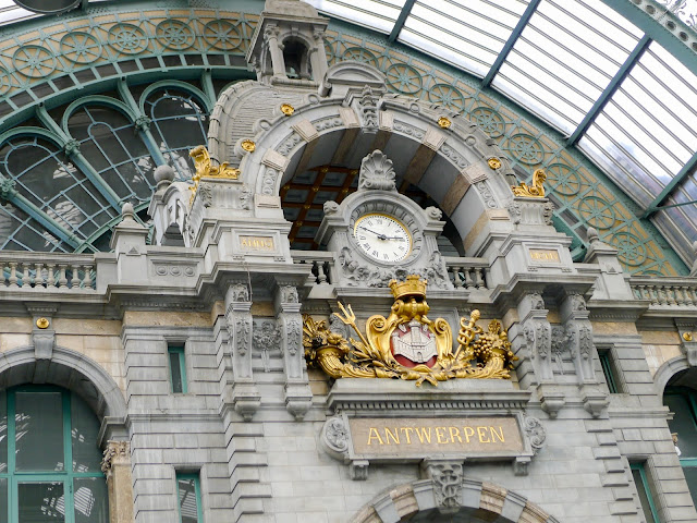 Gare d'Anvers