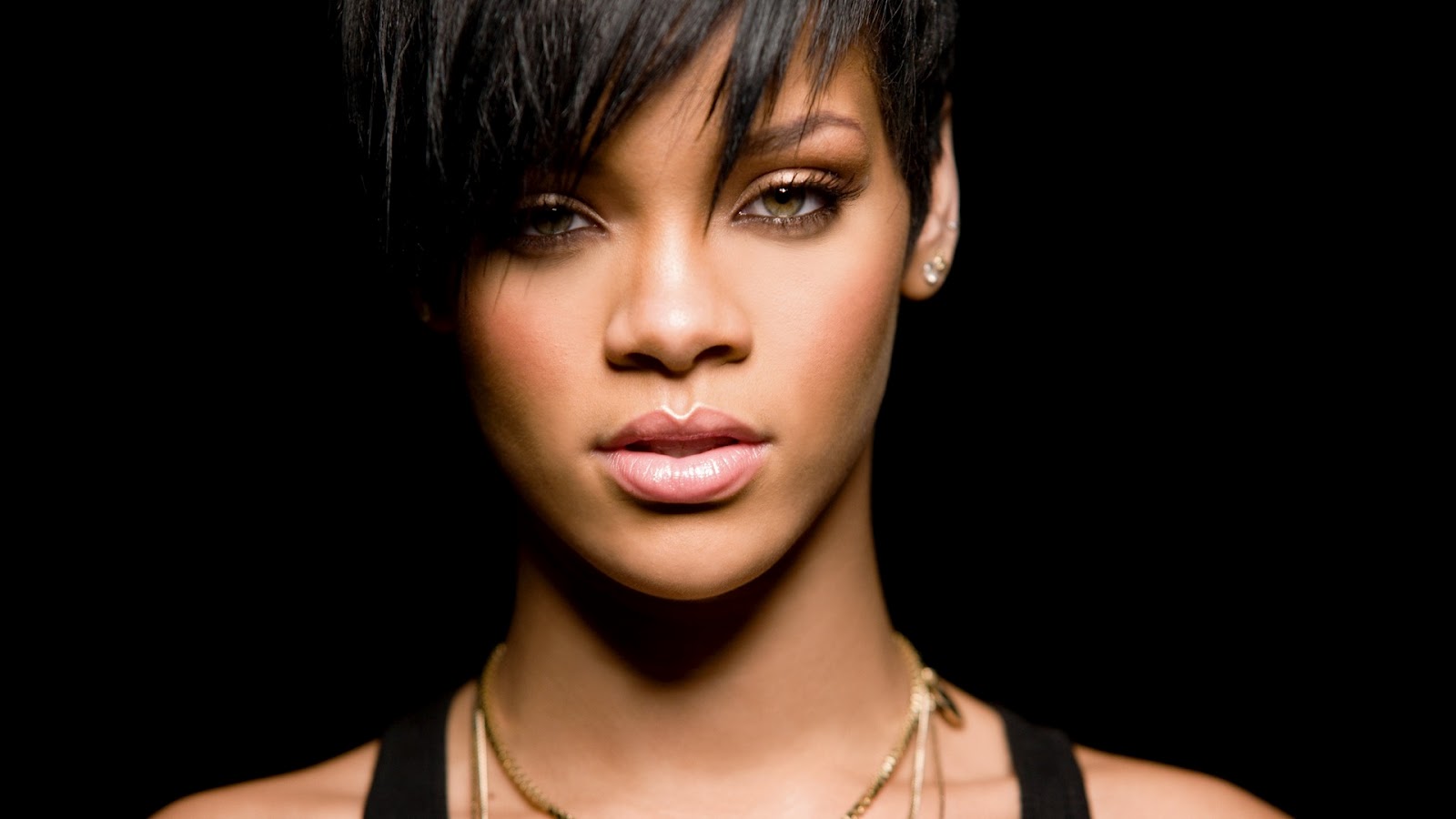 https://blogger.googleusercontent.com/img/b/R29vZ2xl/AVvXsEjNEU7Af4GJaA87HS6icV6eysuBd5U06QH00epgeo2u5GkW85bvp0zqp5MswvfZ3g34DdpmVajwOuRnml7xm8MoKqShHIR4fEpQ31Pi7RbqqlKEQP4XfWqOYlZxYocPsFJG-BZGWoknUXg/s1600/Rihanna+wallpapers+2.jpg