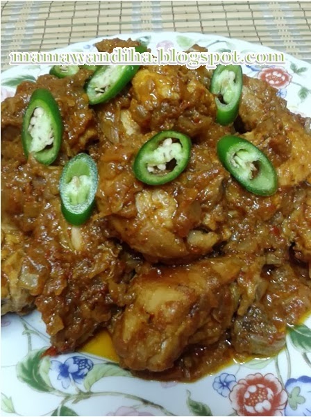 Dari Dapur MaDiHaA: Ayam Masak Kari Pakistan