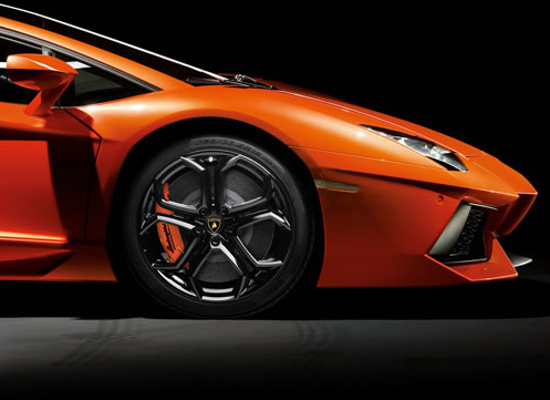 Lamborghini Avendator Tires