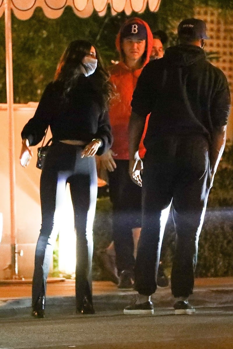 Eiza Gonzalez and Timothee Chalamet Out for Dinner in Los Angeles 27 Oct -2020