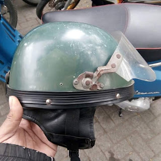 LAPAK BARANG ANTIK: Dijual Helm Jadul Jungli (tanpa mata kucing)