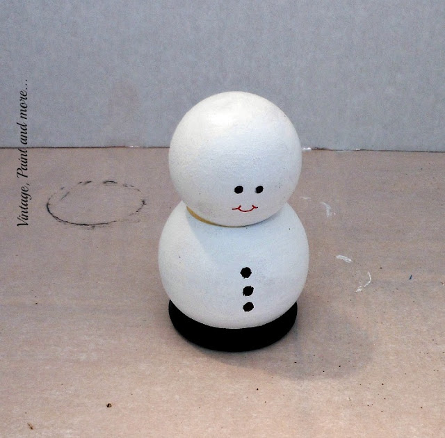 Vintage, Paint and more...DIY painted wooden snowman 