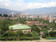 I was going to Medellín, Colombia. La cuidad de eternal primavera (medellin colombia)