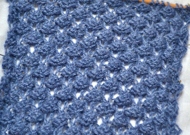 Blackberry / Clove Knit Stitch