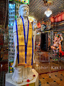 Johor_Bahru_Hindu_Glass_Temple