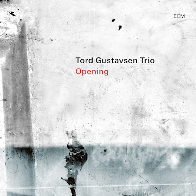 Opening Tord Gustavsen Trio Album