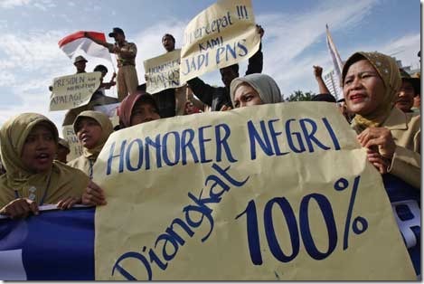 Tenaga Honorer Kemenag Diangkat Jadi CPNS 2015