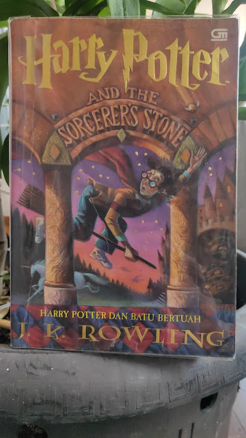 Resensi Novel Harry Potter And The Sorcerer's Stone