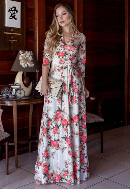 https://www.lojaflordeamendoa.com.br/produto/vestido-longo-florido-decote-transpassado