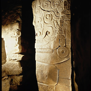 el lanzon chavin de huantar