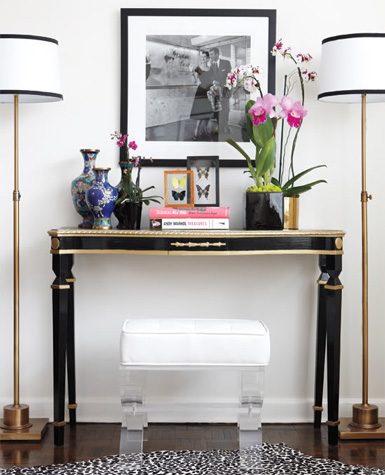 belle maison: Styling 101: Accessorizing Console Tables