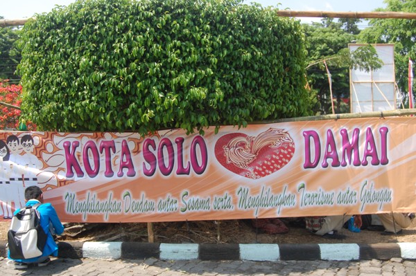 Lomba Desain Spanduk dlm HUT TNI 2012 - MENUJU SMK ADIWIYATA