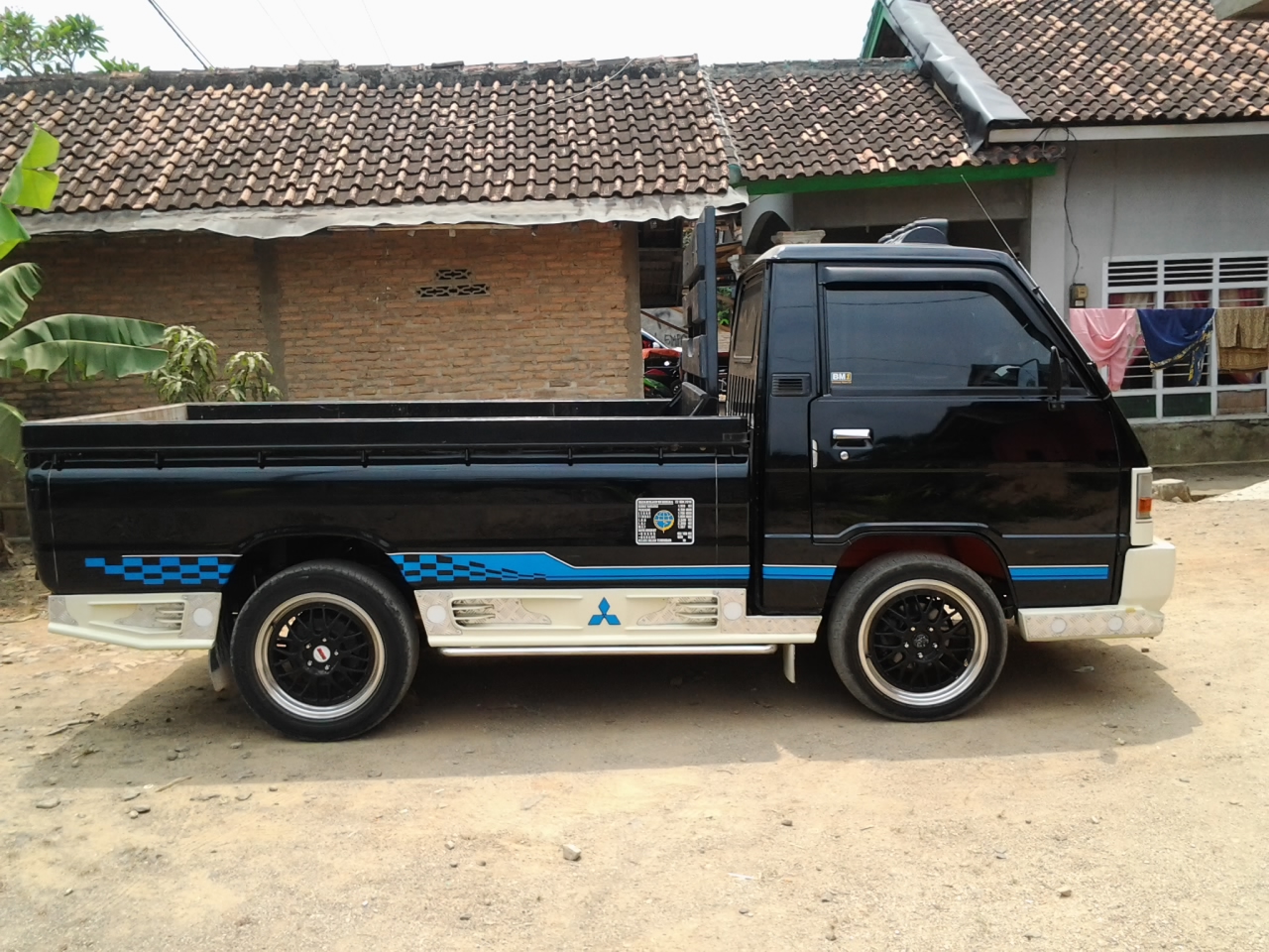 42 Modifikasi Mobil Pick Up Mitsubishi L300