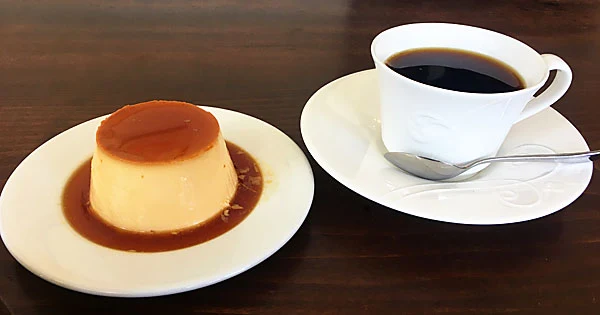 東京都八丁堀の隠れ家カフェ『2F coffee（二エフコーヒー）』のプリン