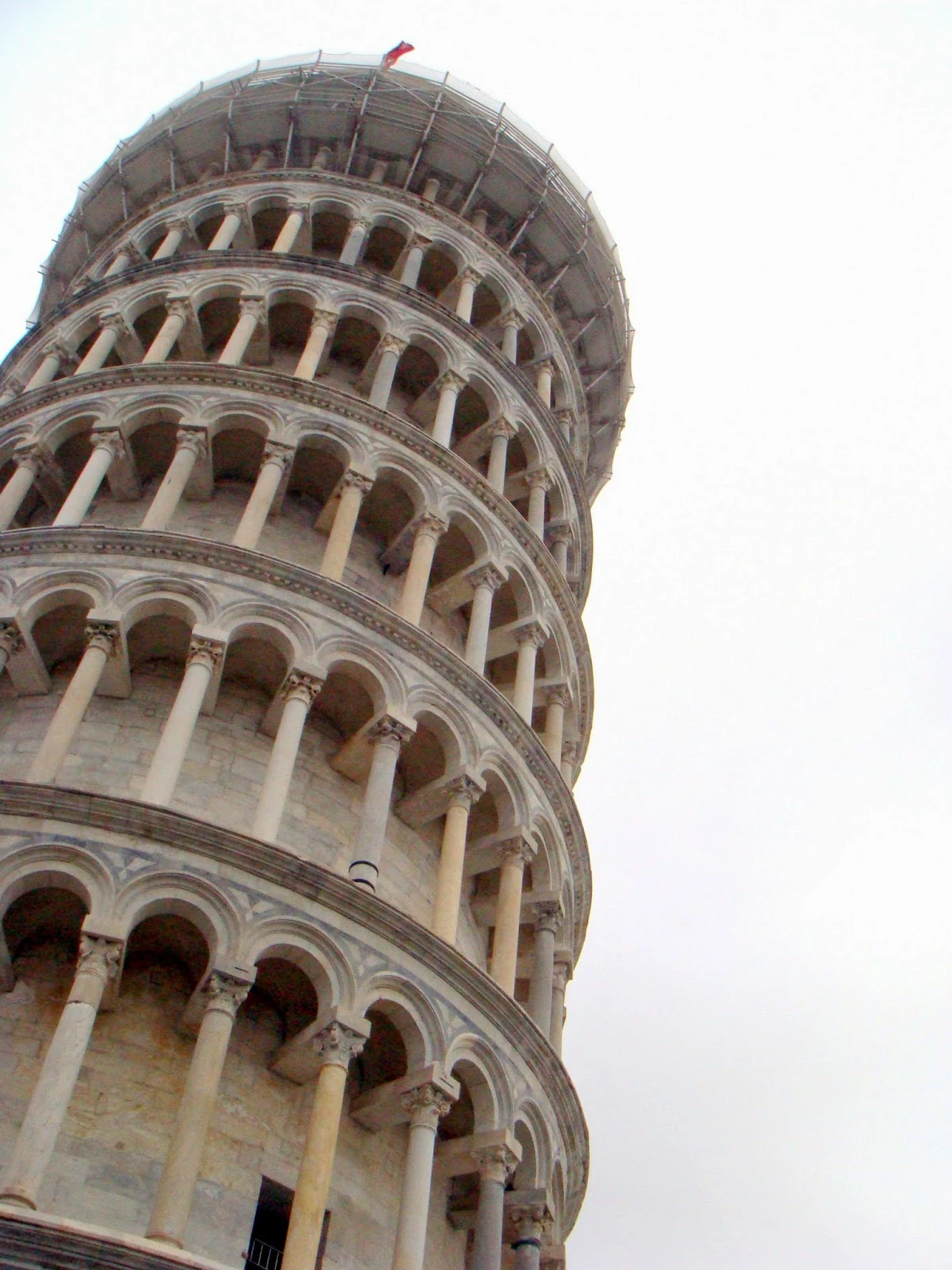 viajar pisa italia